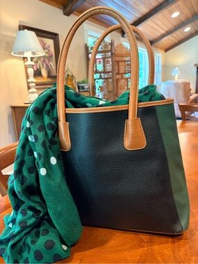 Neiman Marcus, Classic Two-Tone Black & Green Tote, with scarf. Large